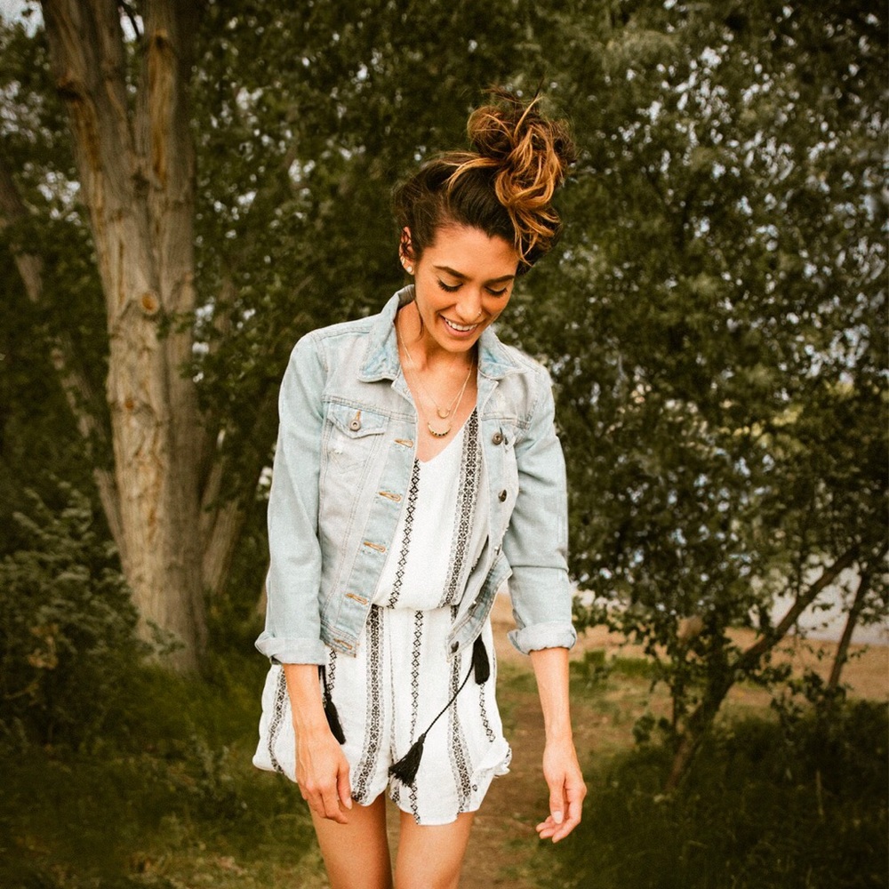 Meet your Posher, Laurel